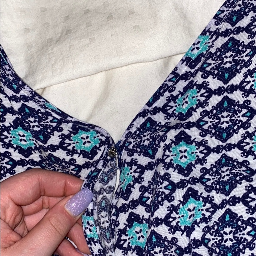 Patterned Romper - Picture 3 of 4